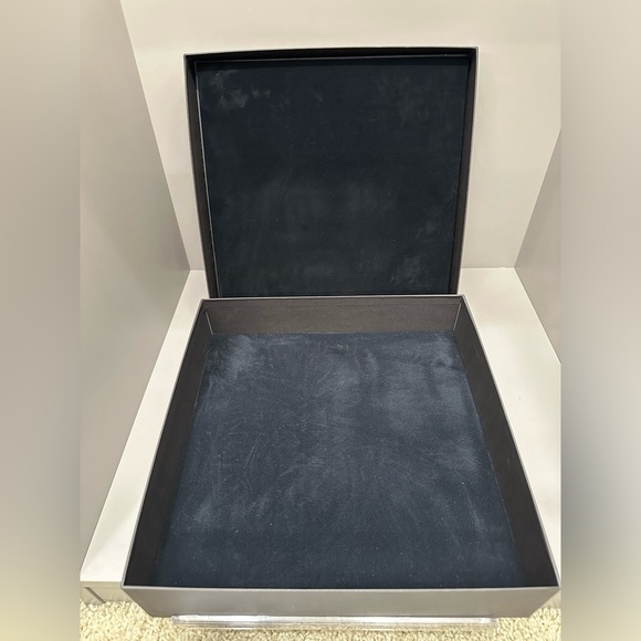 BOTTEGA VENETA NAPPA LEATHER SHOULDER BAG NWT| LIMITED EDITION 🔥$7,500 - Picture 9 of 9